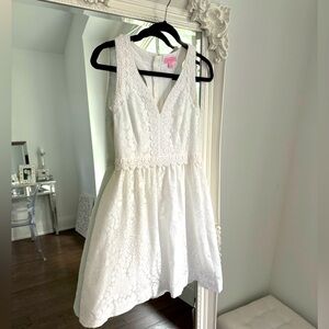 Lilly Pulitzer white dress in size 0